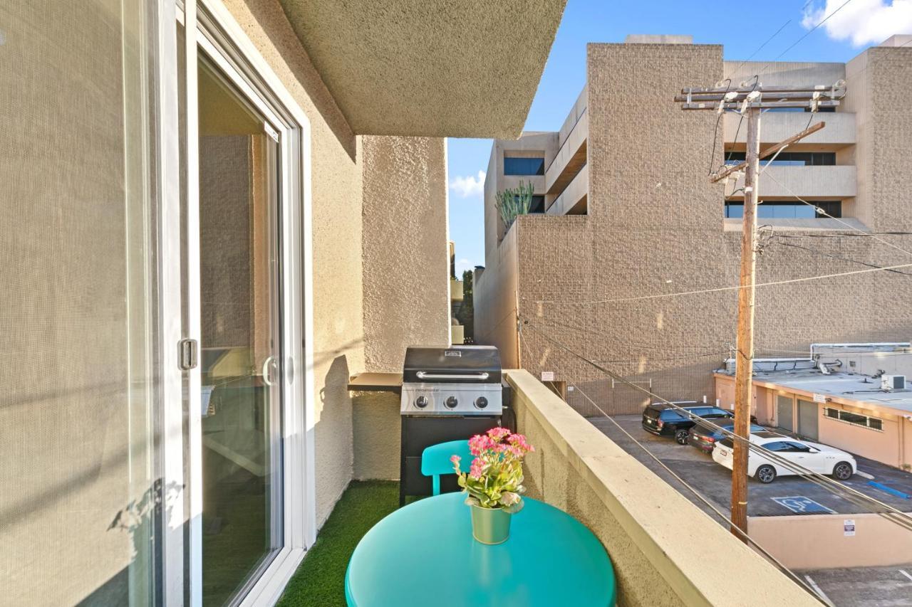 Beverly Hills Chic 2 Bed 2Bath With Patio And Parking 309 Los Angeles Exteriör bild