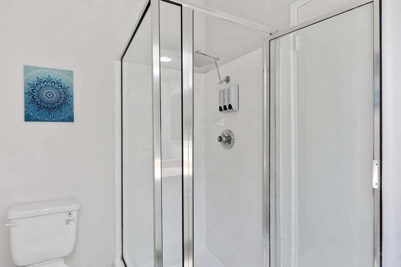 Beverly Hills Chic 2 Bed 2Bath With Patio And Parking 309 Los Angeles Exteriör bild
